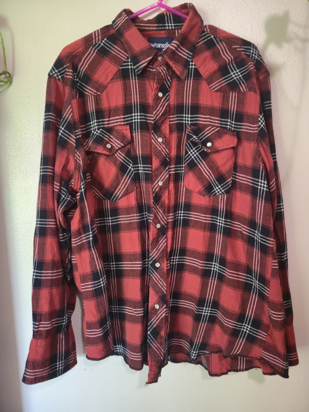 Wrangler Red/ Black Plaid Pearl Snap Button-Down flannel Shirt